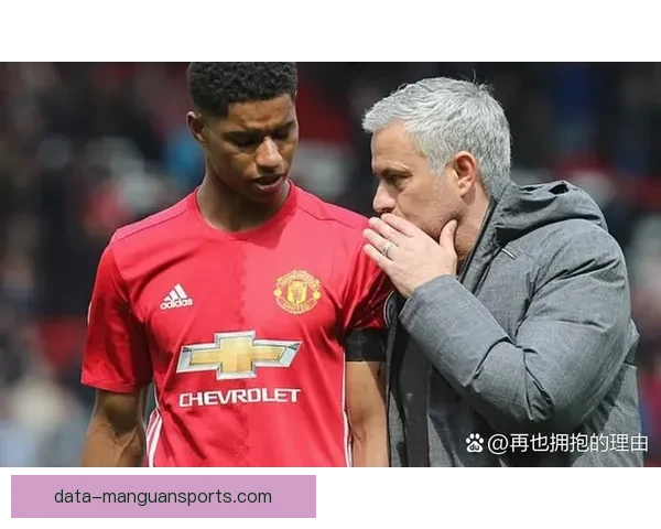 费内巴切俱乐部辉煌历程与球队荣耀背后的传奇故事